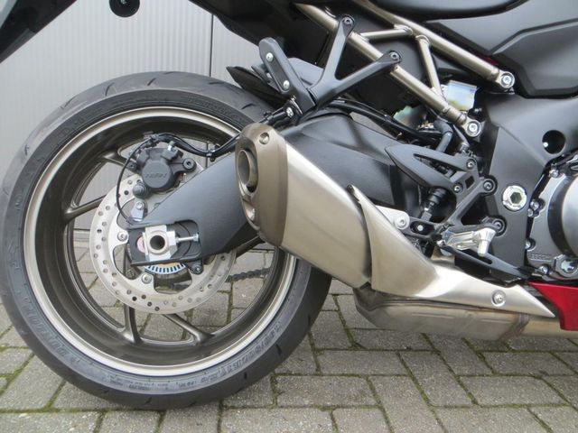 suzuki - gsx-s-1000-gt