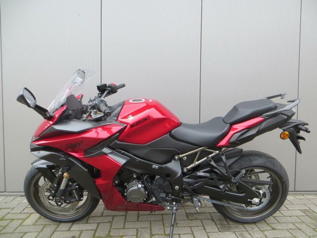 suzuki - gsx-s-1000-gt