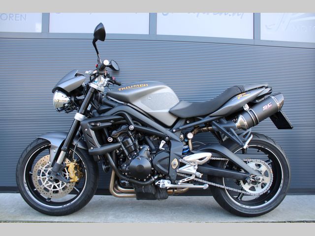 triumph - street-triple-r