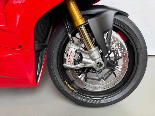 ducati - panigale-v4-s