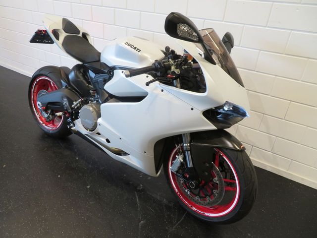 ducati - 899-panigale