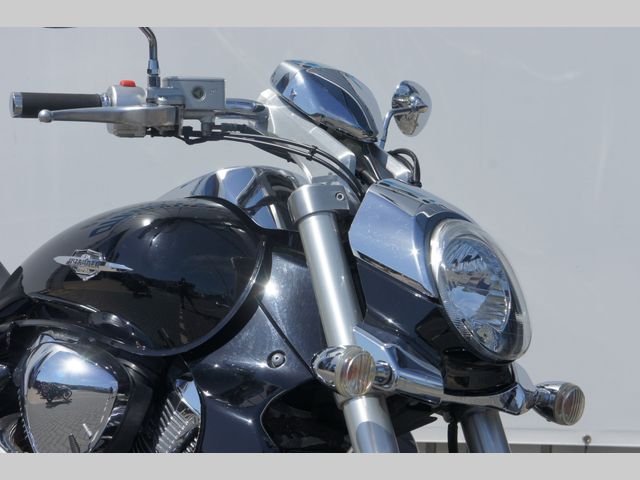 suzuki - m-1800-r-intruder