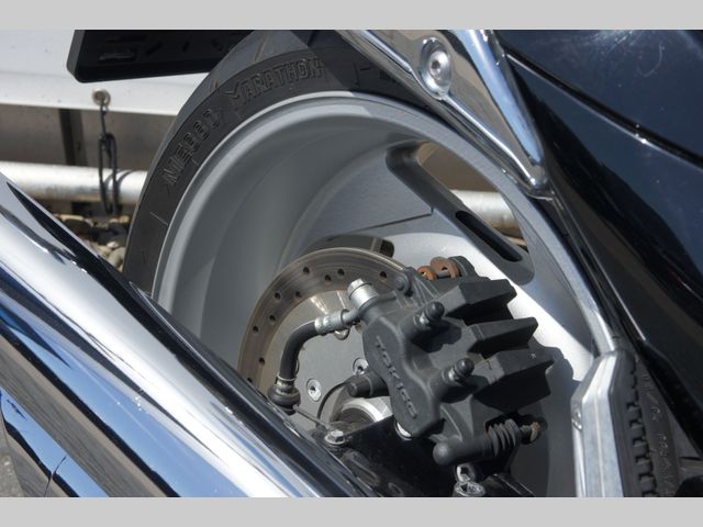 suzuki - m-1800-r-intruder