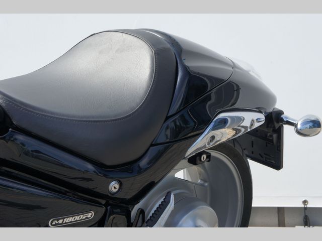 suzuki - m-1800-r-intruder