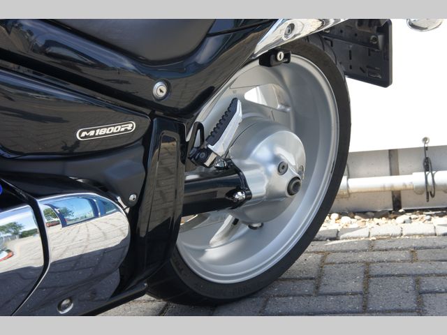 suzuki - m-1800-r-intruder
