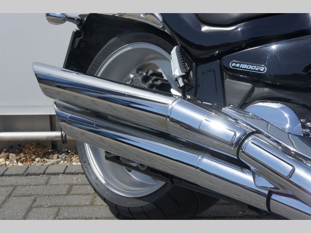 suzuki - m-1800-r-intruder