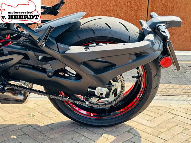 suzuki - gsx-s-1000-katana