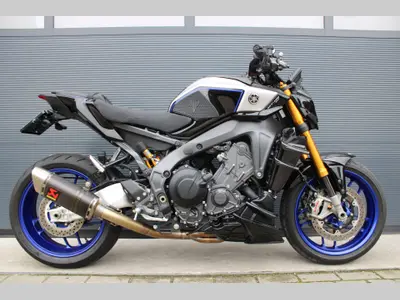 YAMAHA MT 09 SP – foto 3