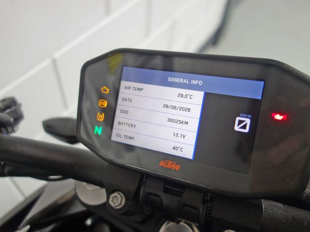ktm - 1290-super-duke-r