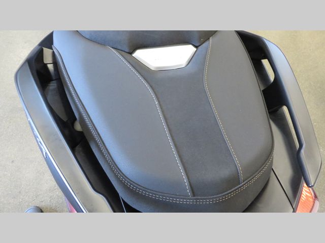 yamaha - x-max-300-iron-max