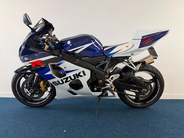 suzuki - gsx-r-750