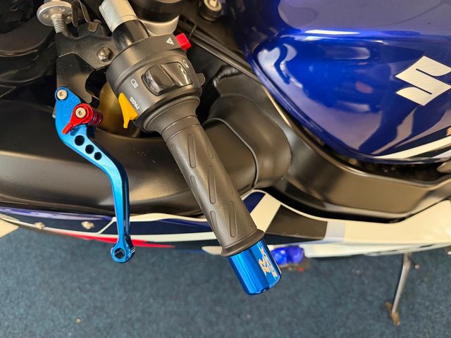 suzuki - gsx-r-750