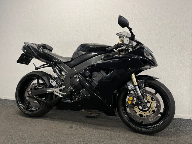 yamaha - yzf-r1