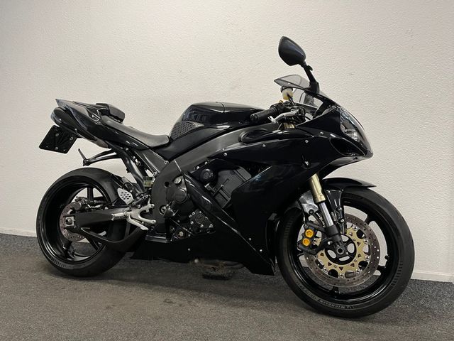 yamaha - yzf-r1