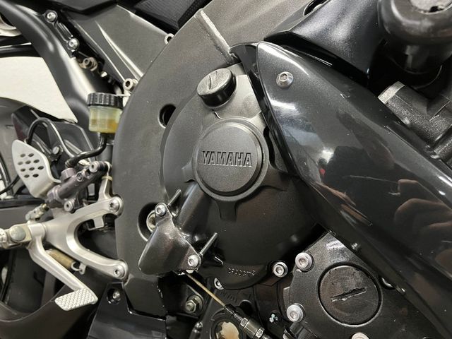 yamaha - yzf-r1