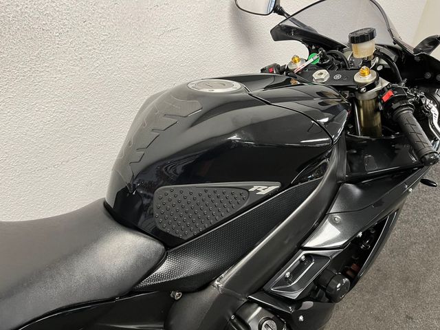 yamaha - yzf-r1