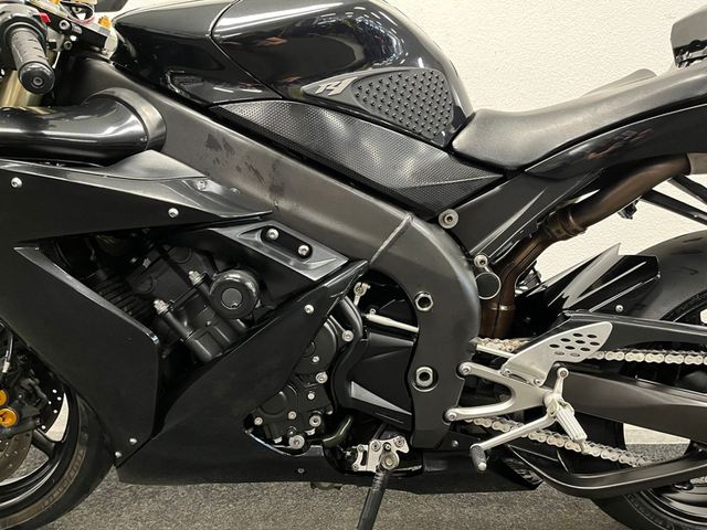 yamaha - yzf-r1