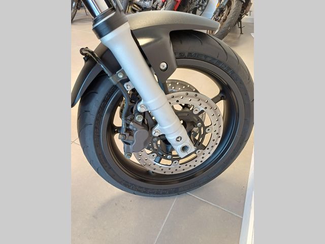 yamaha - mt-03
