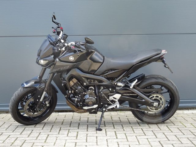 yamaha - mt-09-abs
