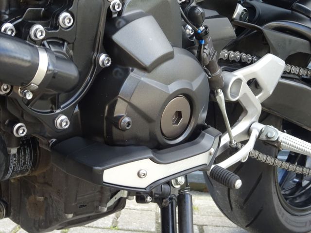 yamaha - mt-09-abs