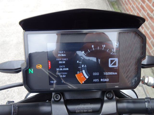 ktm - 390-duke