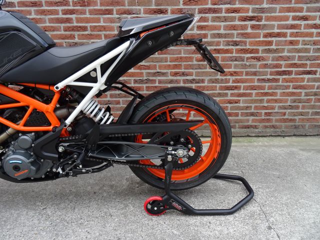ktm - 390-duke