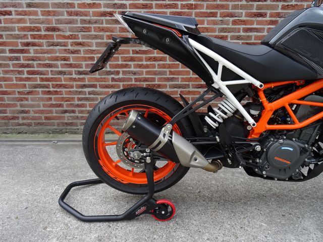 ktm - 390-duke