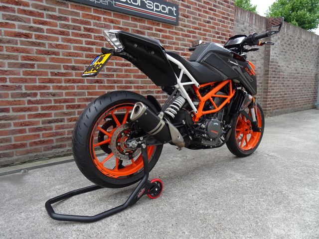 ktm - 390-duke
