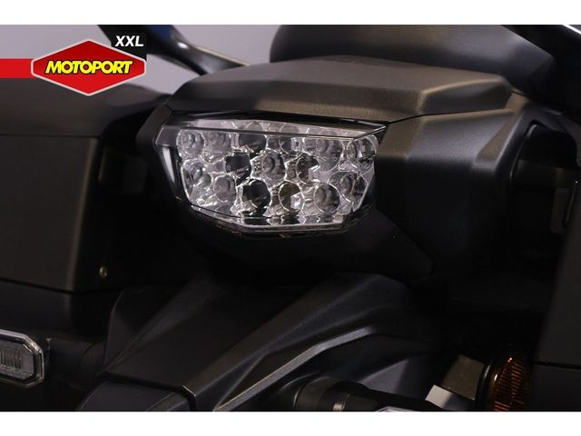 suzuki - gsx-s-1000-gt