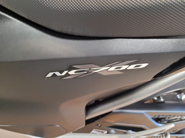 honda - nc-700-x-c-abs