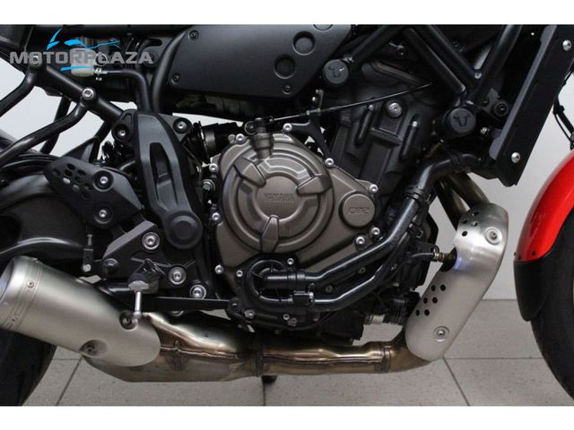 yamaha - xsr-700-abs