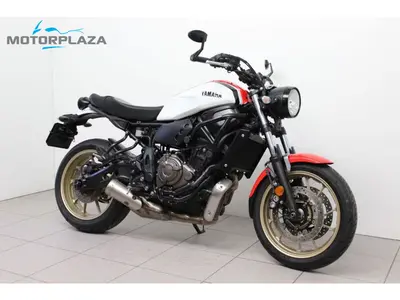 YAMAHA XSR 700 – foto 2