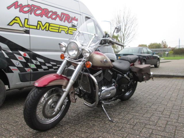kawasaki - vn-800-classic