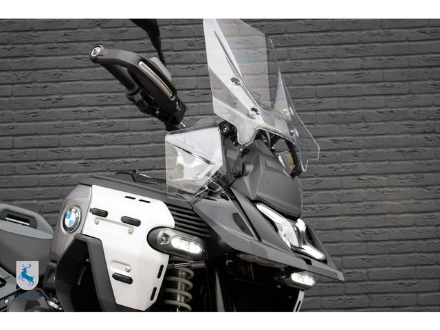 bmw - r-1300-gs-adventure-triple-black