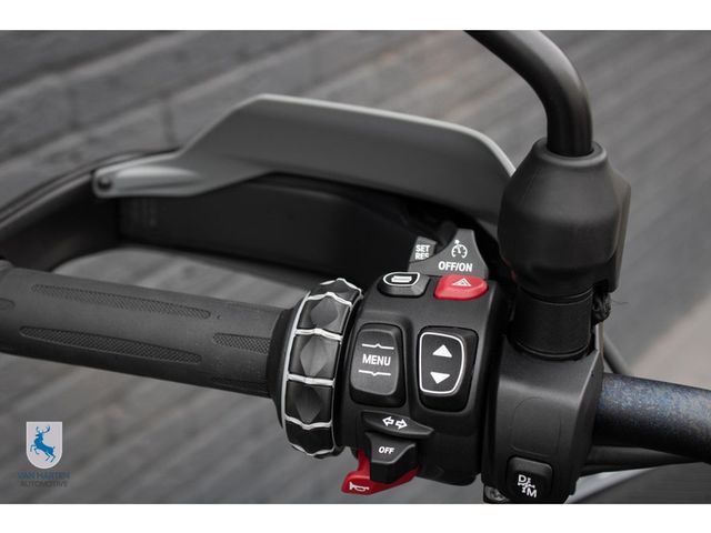 bmw - r-1300-gs-adventure-triple-black