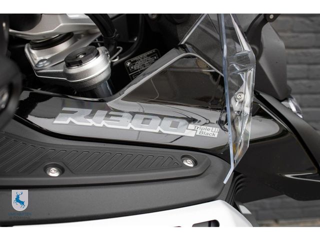 bmw - r-1300-gs-adventure-triple-black
