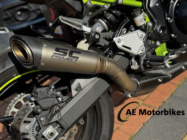 kawasaki - z900