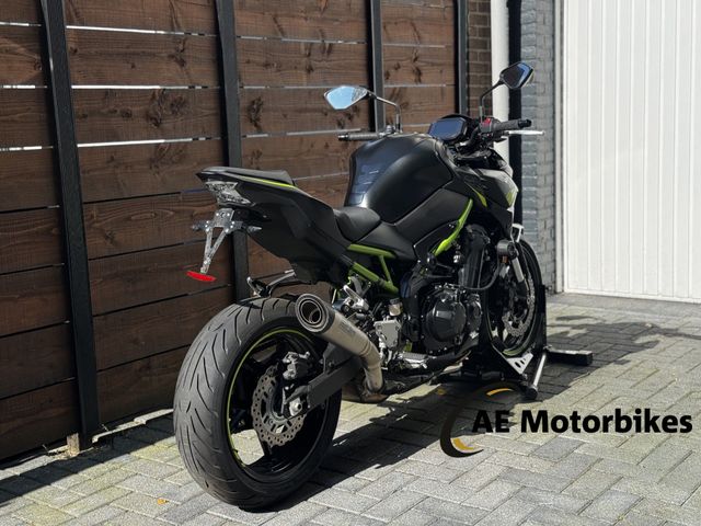 kawasaki - z900