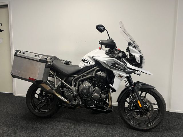 triumph - tiger-1200-xrt