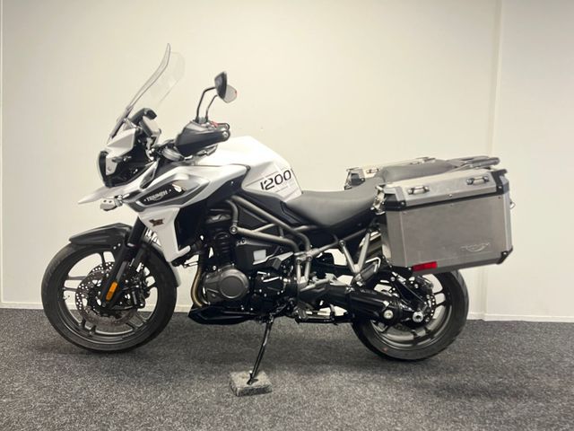 triumph - tiger-1200-xrt