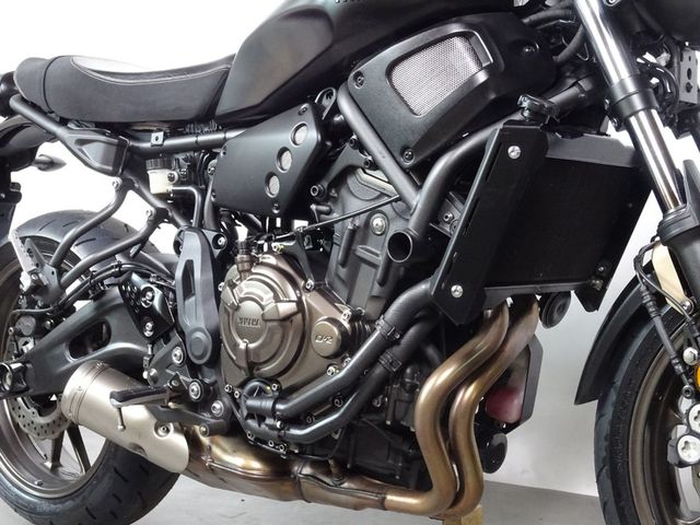 yamaha - xsr-700-abs