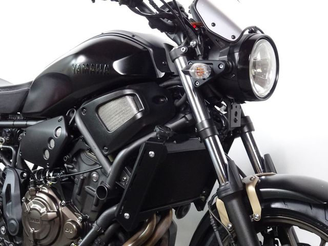 yamaha - xsr-700-abs