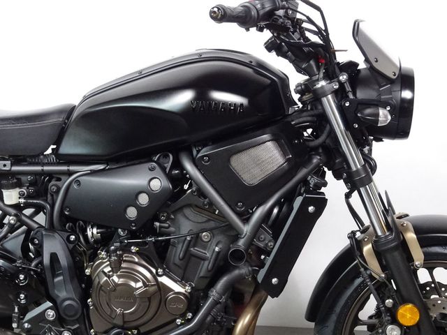 yamaha - xsr-700-abs