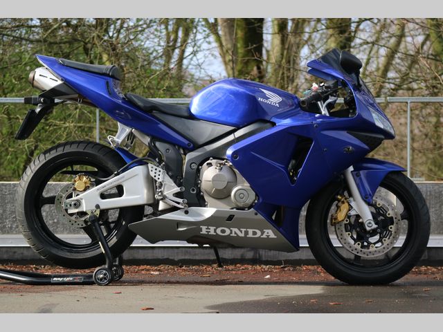 honda - cbr-600-rr