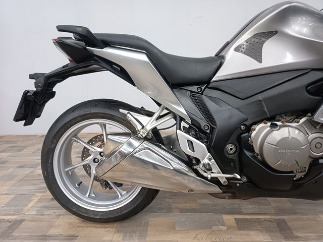 honda - vfr-1200-f