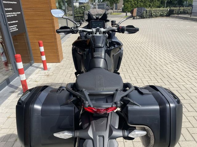 ducati - multistrada-v4-s