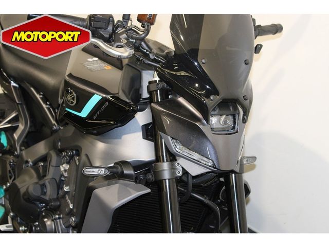 yamaha - mt-09-y-amt