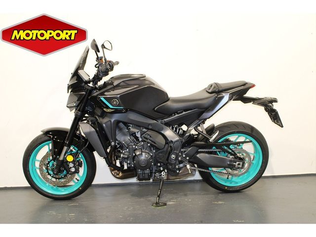 yamaha - mt-09-y-amt
