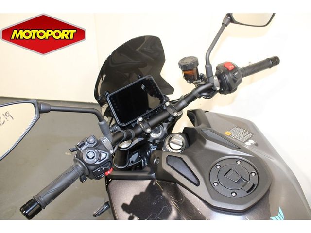 yamaha - mt-09-y-amt