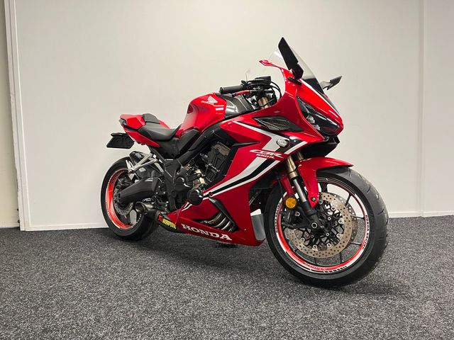 honda - cbr-650-r